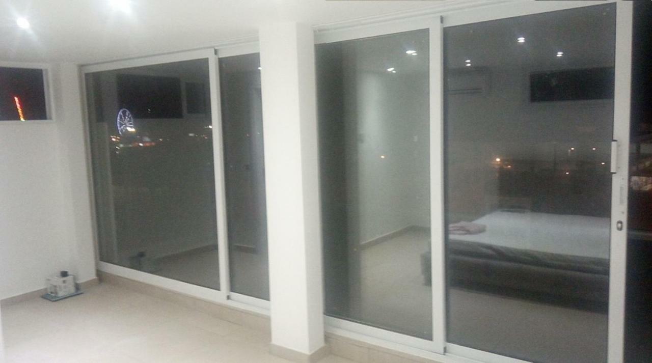 Freminore Sky Aprtments ไอยานาปา ภายนอก รูปภาพ
